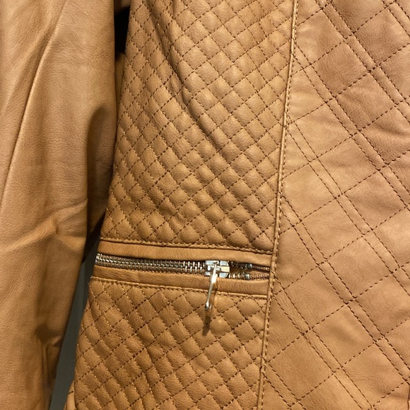 CiSono vegan women’s jacket. New with tags. - Picture 2 of 10